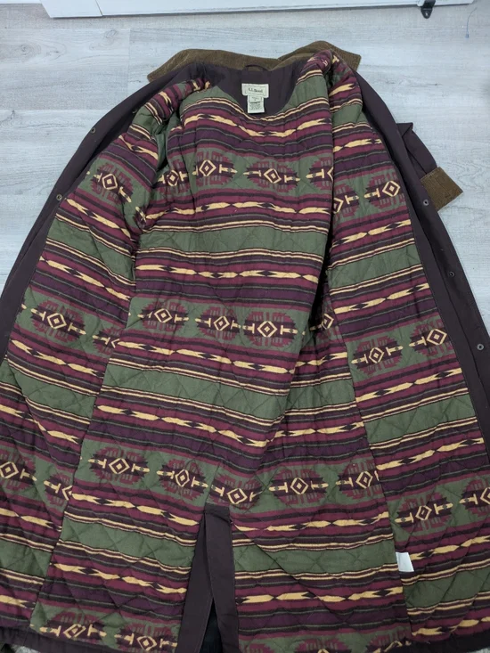 L.L. Bean Dark Plum Canvas Barn Coat with Corduroy Trim Adirondack - Picture 6 of 6